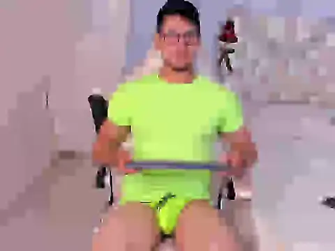 Snapshot of Nolan_joness chatting on 11-12-25, 08:41 Nolan joness online show from 11-12-25, 08:41