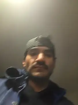 piggylatino online show from 12-18-25, 05:57