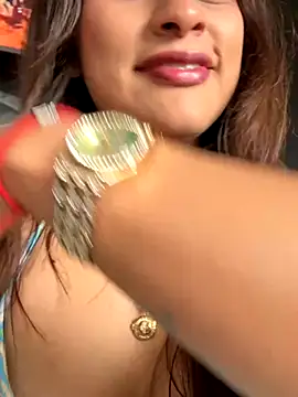 valeria absurdah online show from 12-20-25, 07:21