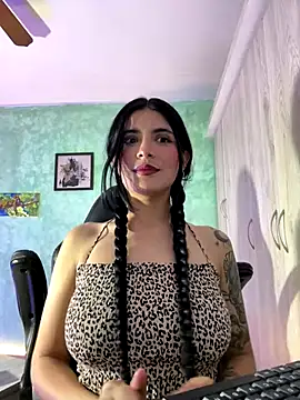 Cristal Cerati  online show from 12-04-25, 10:40