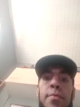 hotguy71000 online show from 04-17-26, 12:52