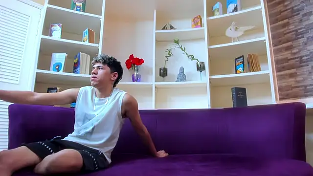 Boys Pranks online show from 11-18-25, 08:24