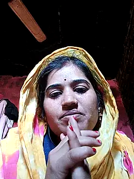 Hot kamla online show from 12-22-25, 09:28