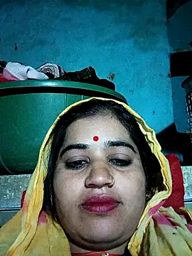 Hot kamla online show from 01-19-26, 01:42