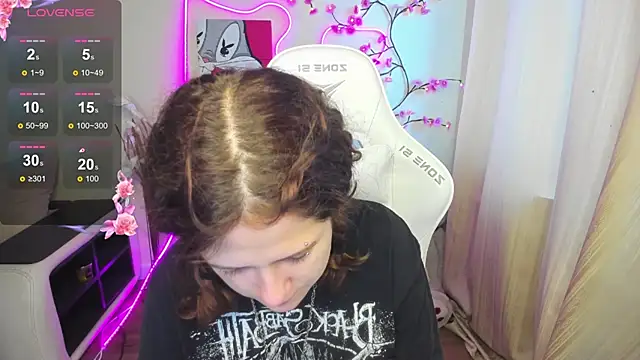 Snapshot of Anora_Miller chatting on 11-27-25, 08:27 Anora Miller online show from 11-27-25, 08:27