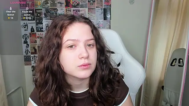 Anora Miller online show from 02-11-26, 08:08