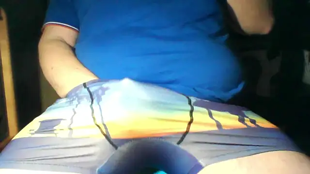 Snapshot of bigcumfrench chatting on 01-08-26, 10:12 bigcumfrench online show from 01-08-26, 10:12