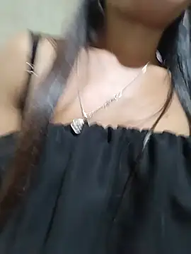 Snapshot of gugu0022 chatting on 06-24-26, 11:48 gugu0022 online show from 06-24-26, 11:48