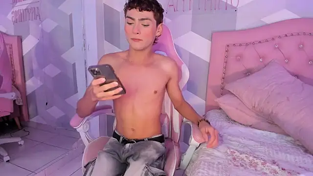 JacobRusso online show from 12-01-25, 04:50