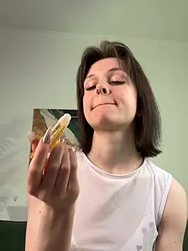 Shy Vivi online show from 01-09-26, 01:14