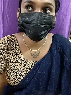 Snapshot of Dharshini98 chatting on 11-12-25, 01:00 Dharshini98 online show from 11-12-25, 01:00