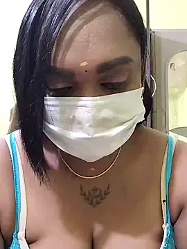 Snapshot of Dharshini98 chatting on 01-18-26, 05:22 Dharshini98 online show from 01-18-26, 05:22