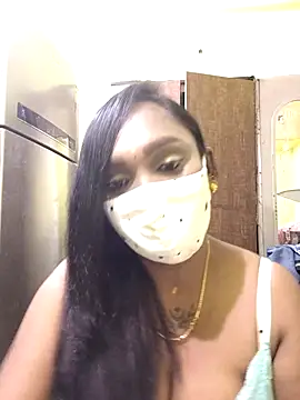 Snapshot of Dharshini98 chatting on 02-28-26, 07:53 Dharshini98 online show from 02-28-26, 07:53