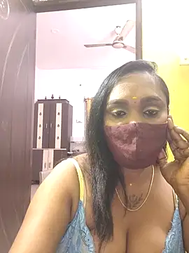 Snapshot of Dharshini98 chatting on 03-04-26, 04:46 Dharshini98 online show from 03-04-26, 04:46