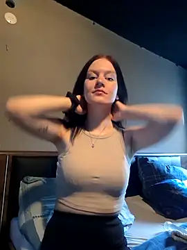 Snapshot of Lilly_hase chatting on 11-24-25, 10:48 Lilly hase online show from 11-24-25, 10:48