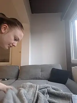 Snapshot of Lilly_hase chatting on 12-02-25, 08:08 Lilly hase online show from 12-02-25, 08:08