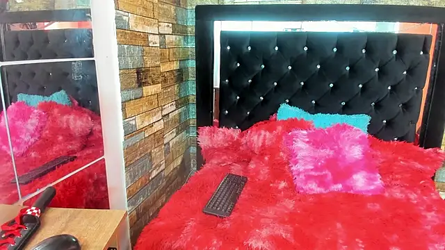 Nyra Rose online show from 11-22-25, 12:26