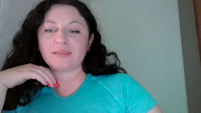 Snapshot of MelinaAx chatting on 06-25-26, 08:13 MelinaAx online show from 06-25-26, 08:13