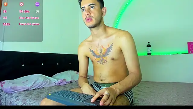 kaiborman00 online show from 01-08-26, 11:23