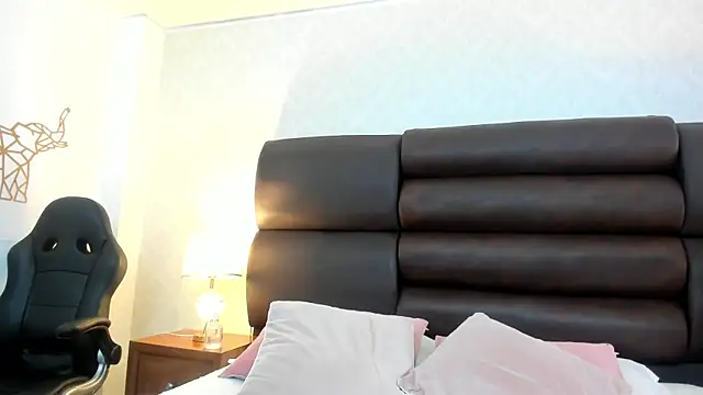 LuisaFranco online show from 01-17-26, 07:28