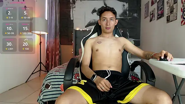 Snapshot of Angell01_ chatting on 11-20-25, 08:41 Angell01 online show from 11-20-25, 08:41