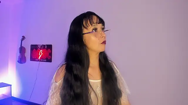 kata leinn online show from 11-18-25, 08:35