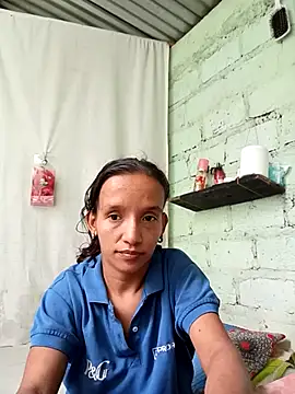 Snapshot of SindyHans chatting on 11-22-25, 01:54 SindyHans online show from 11-22-25, 01:54