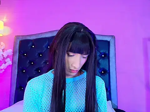 AlexiaHearts online show from 12-22-25, 04:09