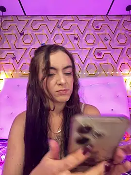 Snapshot of MelanyyJhonson15 chatting on 06-14-26, 08:44 MelanyyJhonson15 online show from 06-14-26, 08:44