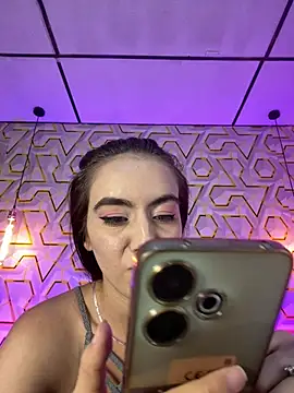 Snapshot of MelanyyJhonson15 chatting on 07-17-26, 08:24 MelanyyJhonson15 online show from 07-17-26, 08:24