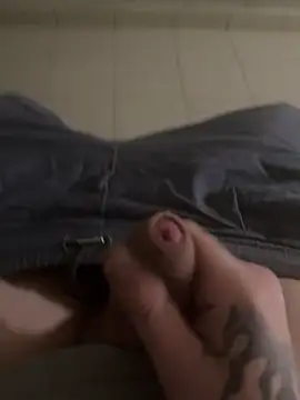 Snapshot of to_chto_nuzhno chatting on 12-20-25, 02:07 to chto nuzhno online show from 12-20-25, 02:07