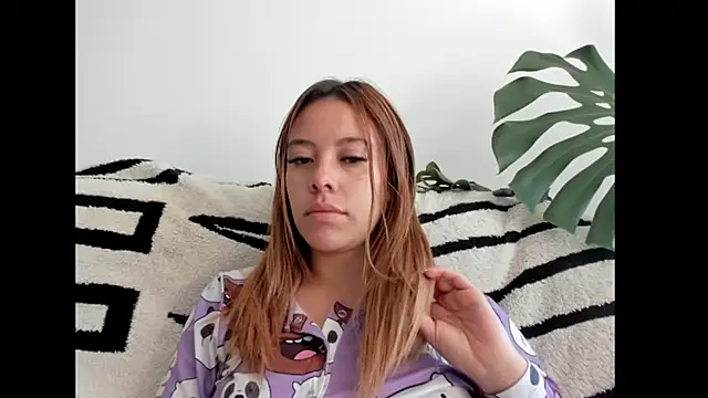 Snapshot of Abbiejohnson chatting on 05-01-26, 12:54 Abbiejohnson online show from 05-01-26, 12:54