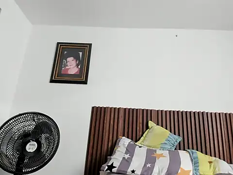 caroline 47 online show from 03-05-26, 08:05