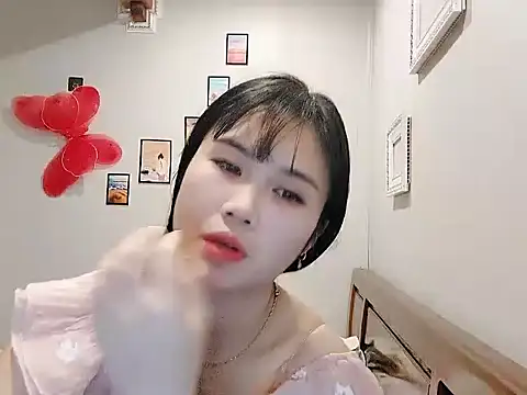 Snapshot of Kass8386 chatting on 11-16-25, 05:24 Kass8386 online show from 11-16-25, 05:24