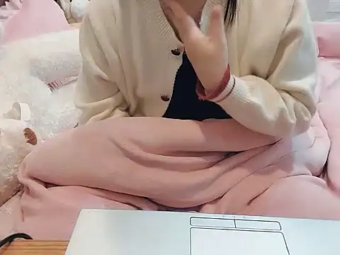 Snapshot of Kass8386 chatting on 12-14-25, 03:06 Kass8386 online show from 12-14-25, 03:06