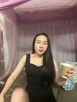 Snapshot of dusi-cute chatting on 11-23-25, 08:47 dusi-cute online show from 11-23-25, 08:47