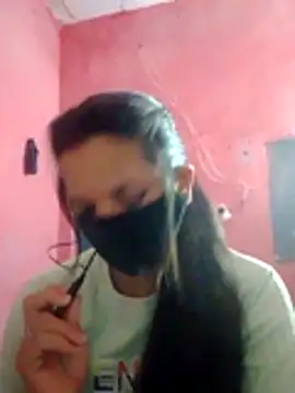 Bigg bhabi online show from 12-13-25, 11:10