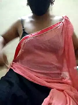 Snapshot of mahalaxmi_teluguammai chatting on 11-27-25, 04:42 mahalaxmi teluguammai online show from 11-27-25, 04:42