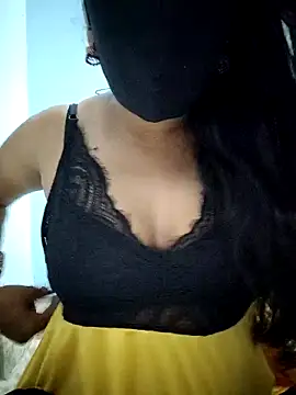 Snapshot of mahalaxmi_teluguammai chatting on 11-30-25, 08:29 mahalaxmi teluguammai online show from 11-30-25, 08:29