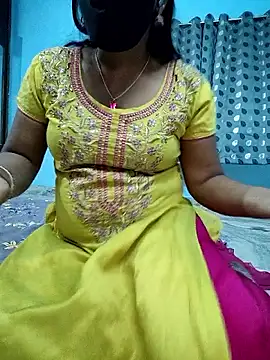 mahalaxmi teluguammai online show from 12-23-25, 09:29