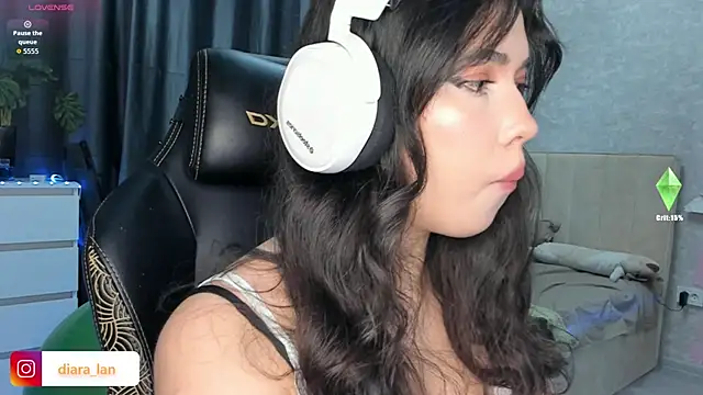 Snapshot of Diara_1an chatting on 11-29-25, 01:47 Diara 1an online show from 11-29-25, 01:47