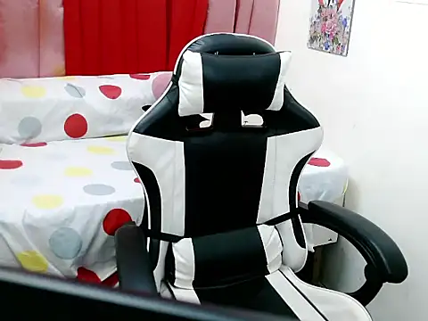 cuteychub online show from 01-13-26, 07:57