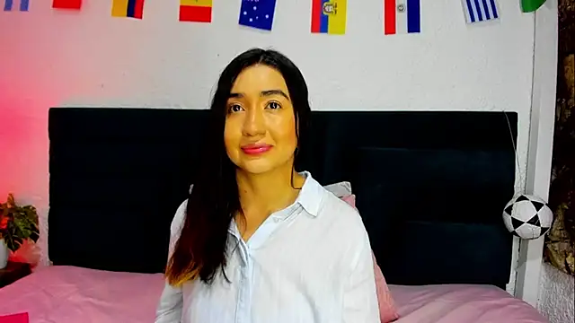 Snapshot of VictoriaRouge_ chatting on 07-18-26, 08:34 VictoriaRouge online show from 07-18-26, 08:34