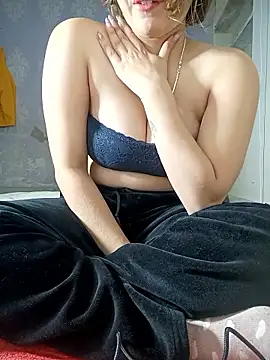 Snapshot of Mehboob_Khan11 chatting on 01-06-26, 05:05 Mehboob Khan11 online show from 01-06-26, 05:05