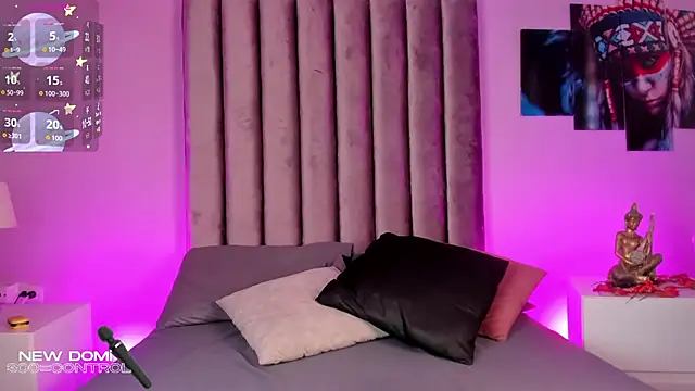 Snapshot of GabrielaSuarez_ chatting on 07-25-26, 08:17 GabrielaSuarez online show from 07-25-26, 08:17