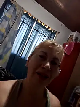 Snapshot of SexyMilf1211 chatting on 11-18-25, 01:37 SexyMilf1211 online show from 11-18-25, 01:37