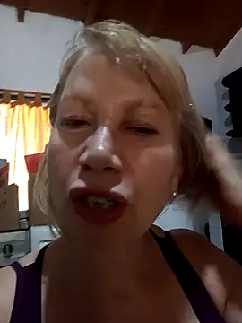 SexyMilf1211 online show from 02-02-26, 03:00