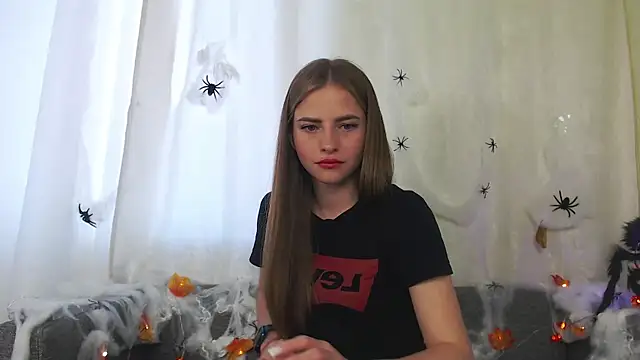 Sansa Dream online show from 10-16-25, 08:15