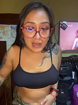 Felinamiau online show from 02-15-26, 04:31