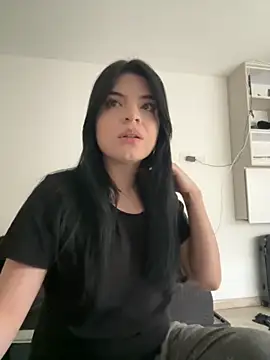 Snapshot of Deva_11 chatting on 11-13-25, 07:57 Deva 11 online show from 11-13-25, 07:57